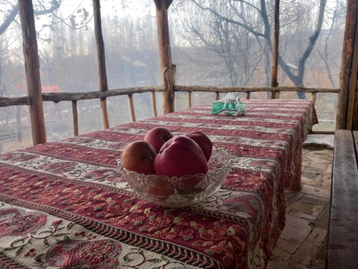 Byurakan Guesthouse & Cottage Екстер'єр фото
